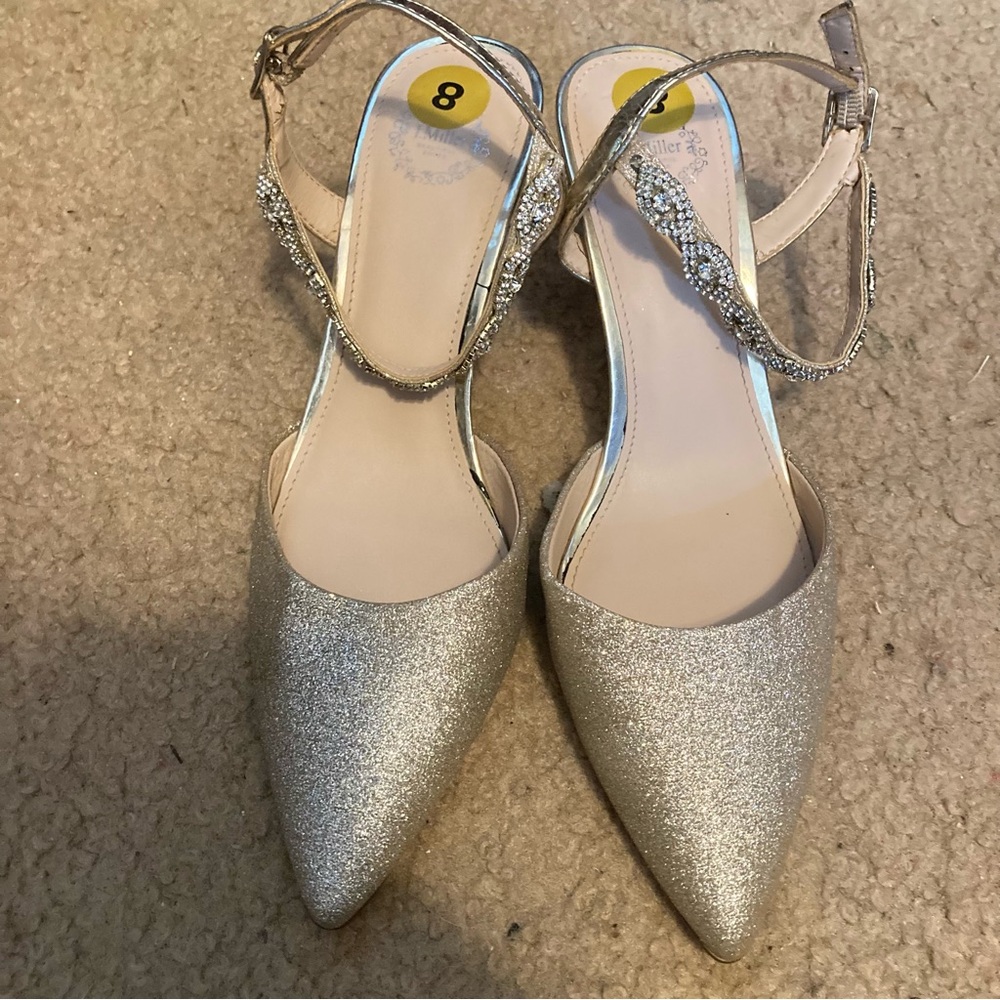 Sparkling Silver Pointed-Toe Slingback Heels